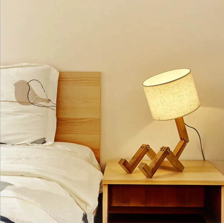 Wooden Robot Table Lamp – Creative Nordic Desk Lamp for Modern Home Decor